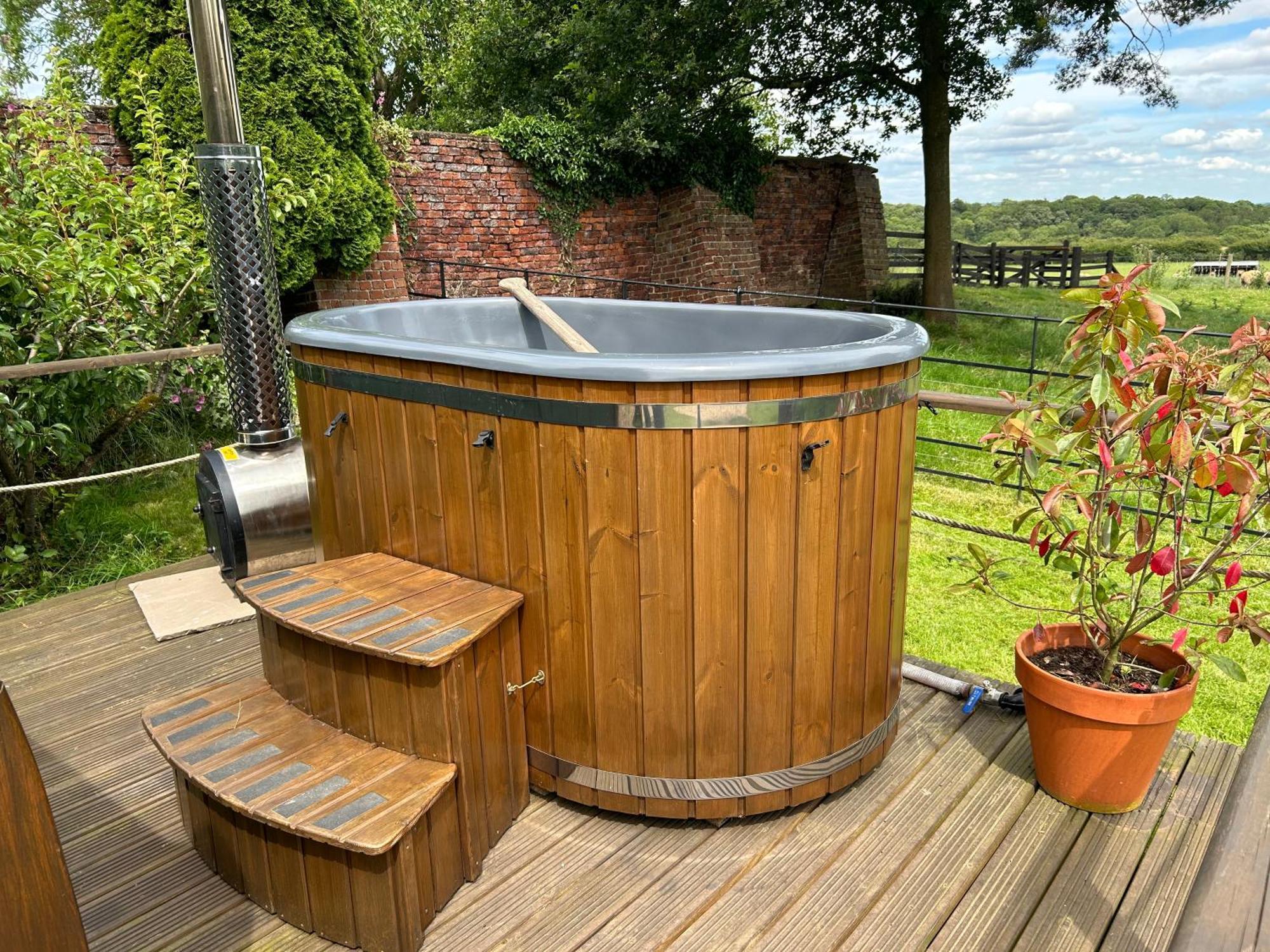 Secluded Cosy Luxury Pod With Wood Fired Hot Tub Hotel Shrewsbury Buitenkant foto